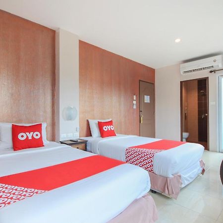 Oyo 75321 Gemma Patong Hotel Phuket Exterior photo