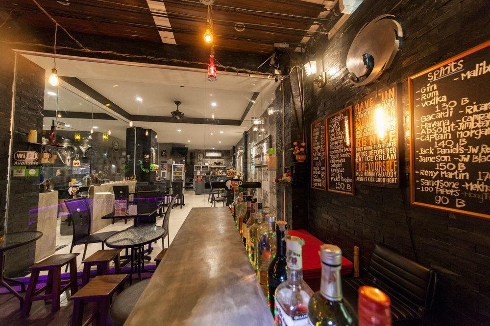 Oyo 75321 Gemma Patong Hotel Phuket Exterior photo